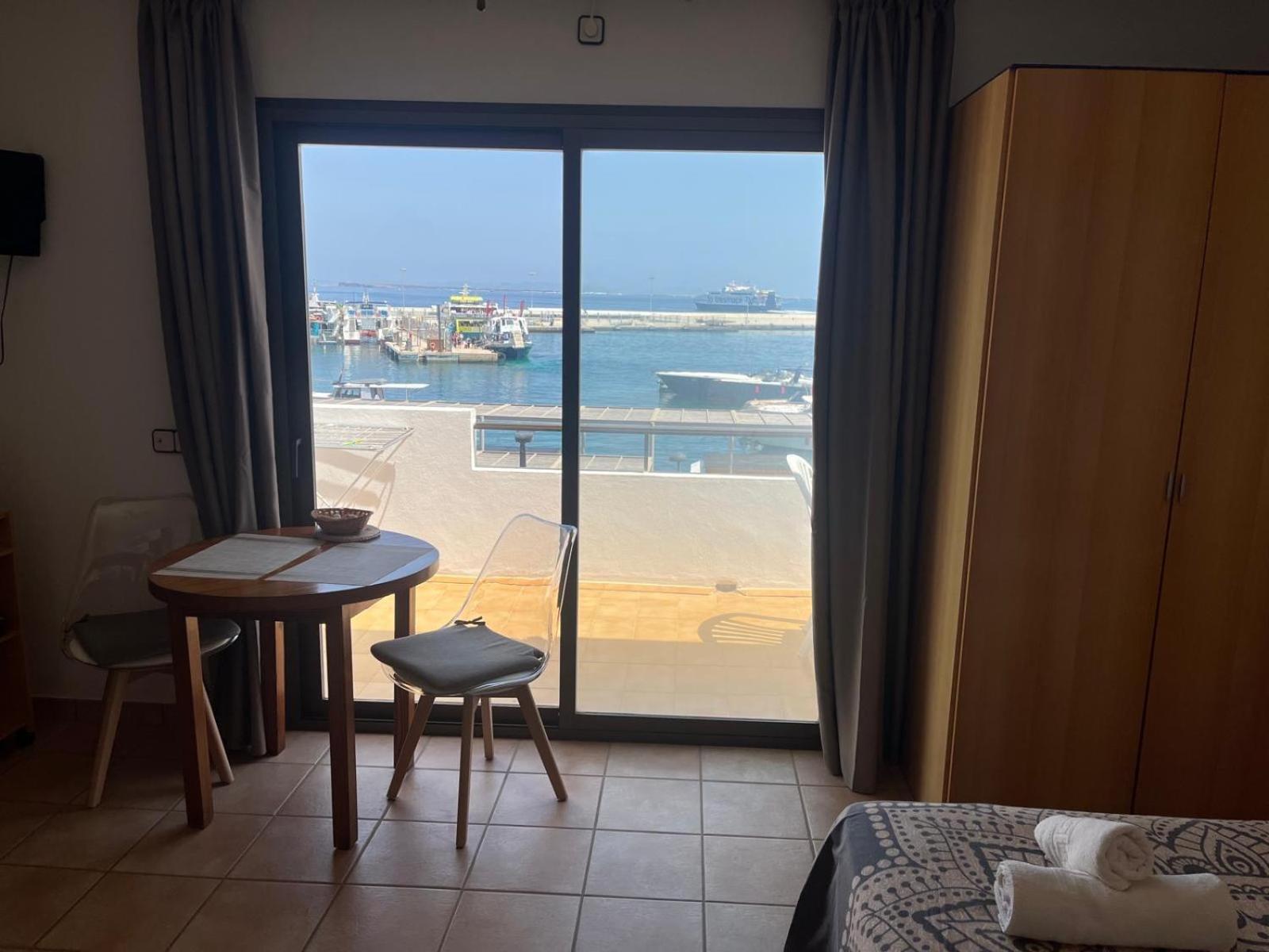 Apartamentos Mar I Vent Puerto De La Savina  Bagian luar foto