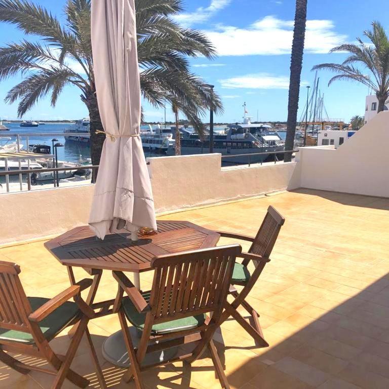 Apartamentos Mar I Vent Puerto De La Savina  Bagian luar foto