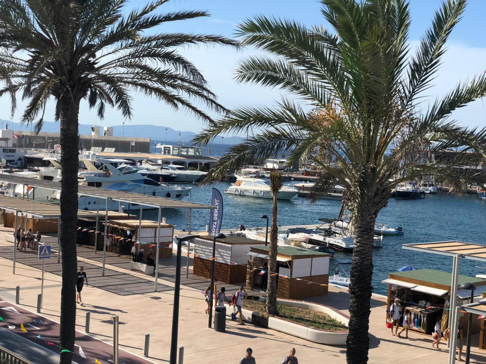 Apartamentos Mar I Vent Puerto De La Savina  Bagian luar foto